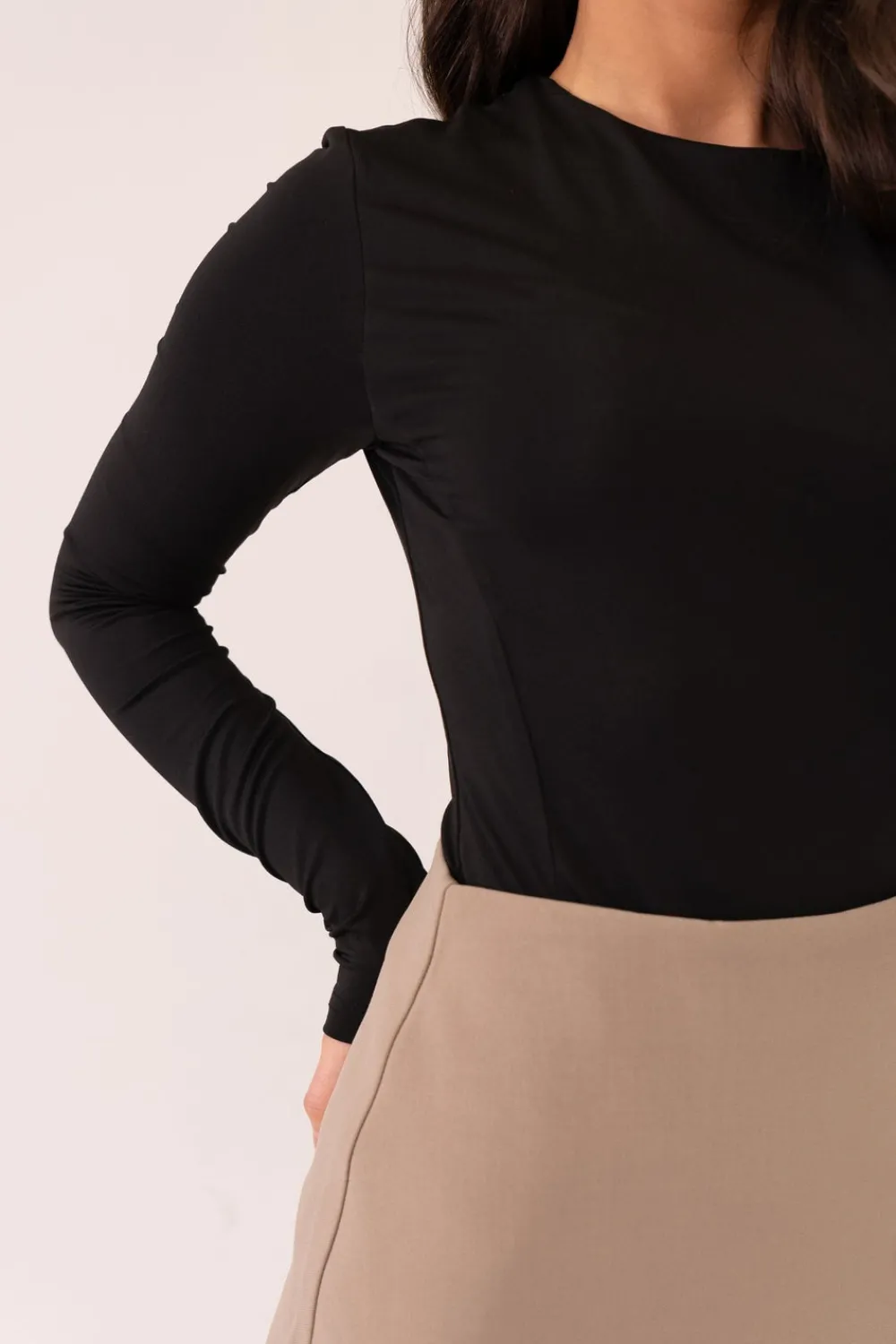 The Walk in Wardrobe Tops><noscript><img width=