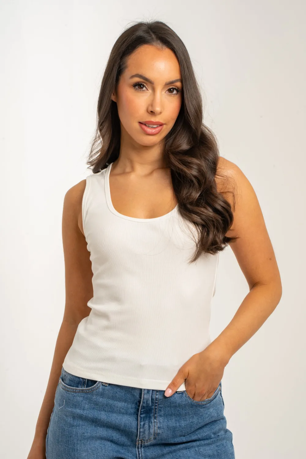 The Walk in Wardrobe Tops><noscript><img width=