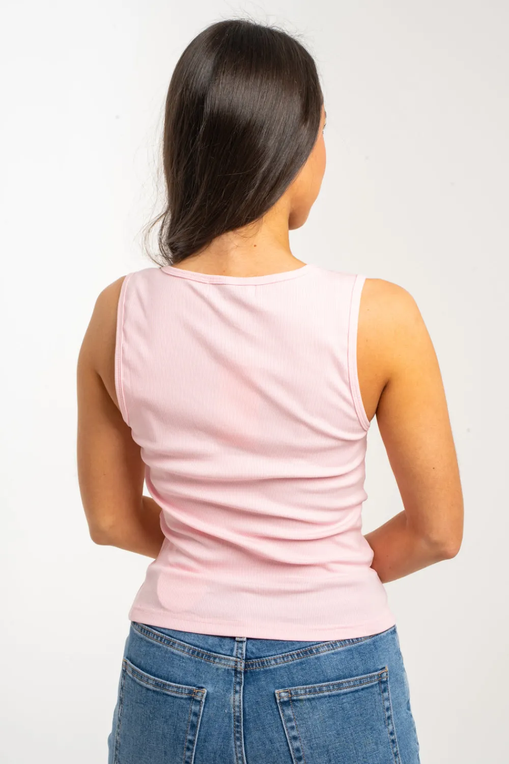 The Walk in Wardrobe Tops><noscript><img width=