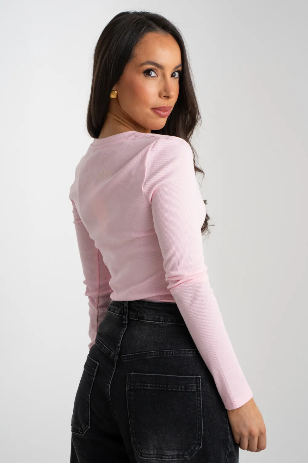 The Walk in Wardrobe Tops><noscript><img width=