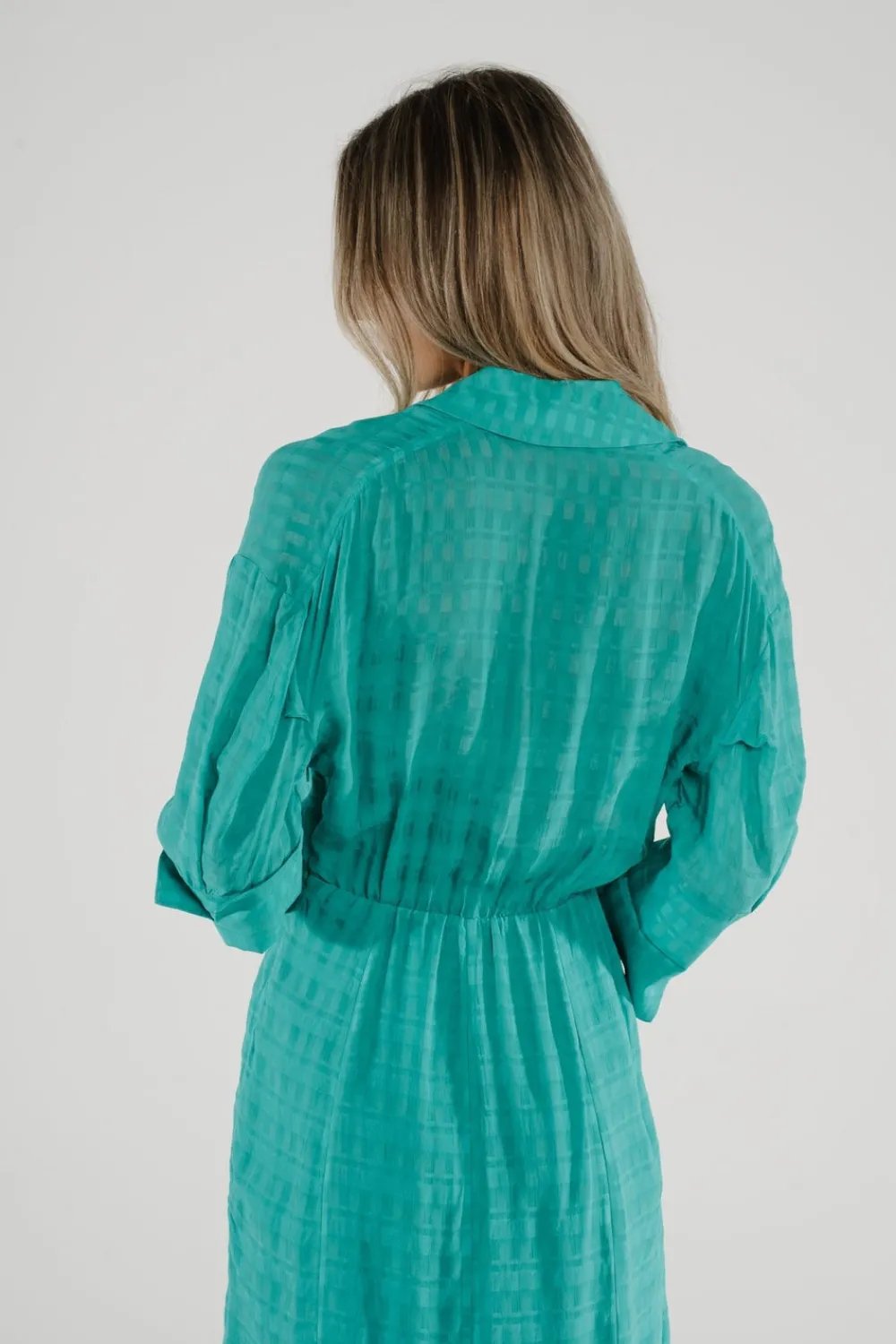 The Walk in Wardrobe Midi Dresses><noscript><img width=