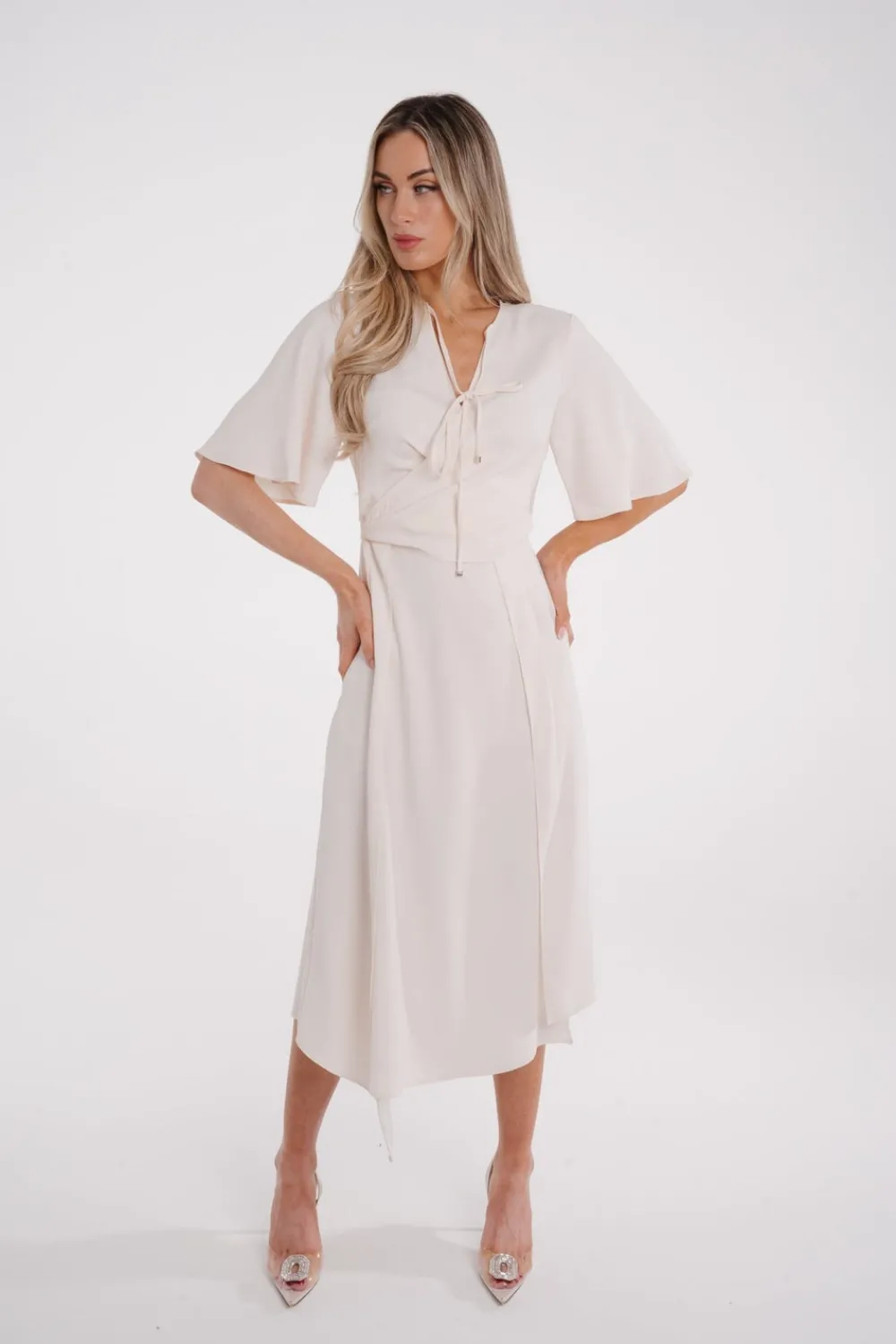 The Walk in Wardrobe Midi Dresses>Kayla Overlay Detail Dress In Cream