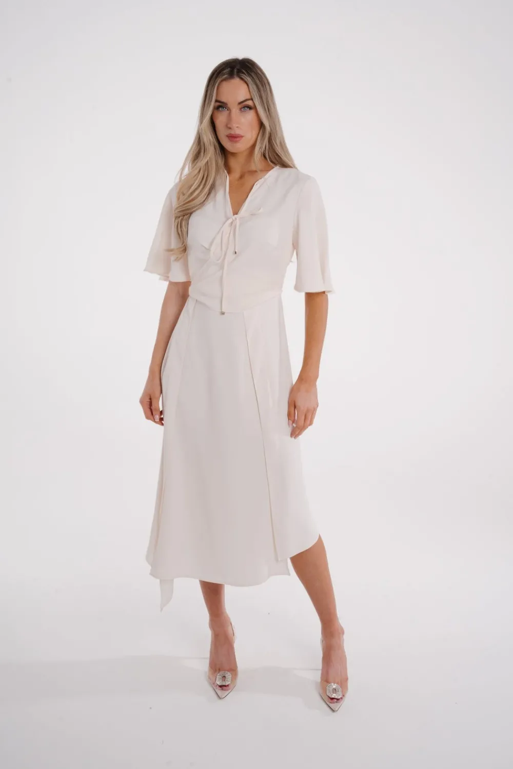 The Walk in Wardrobe Midi Dresses><noscript><img width=