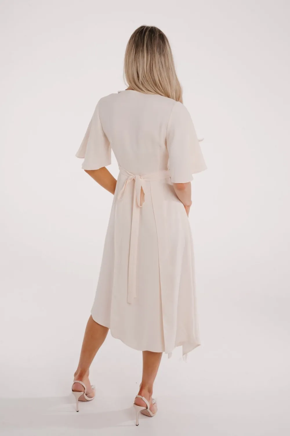 The Walk in Wardrobe Midi Dresses><noscript><img width=