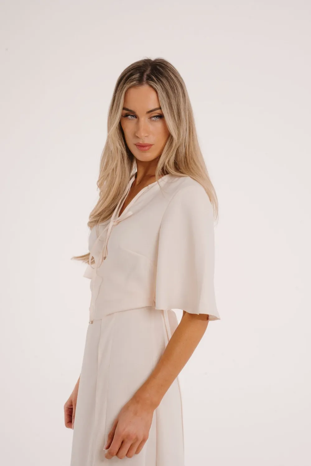 The Walk in Wardrobe Midi Dresses><noscript><img width=