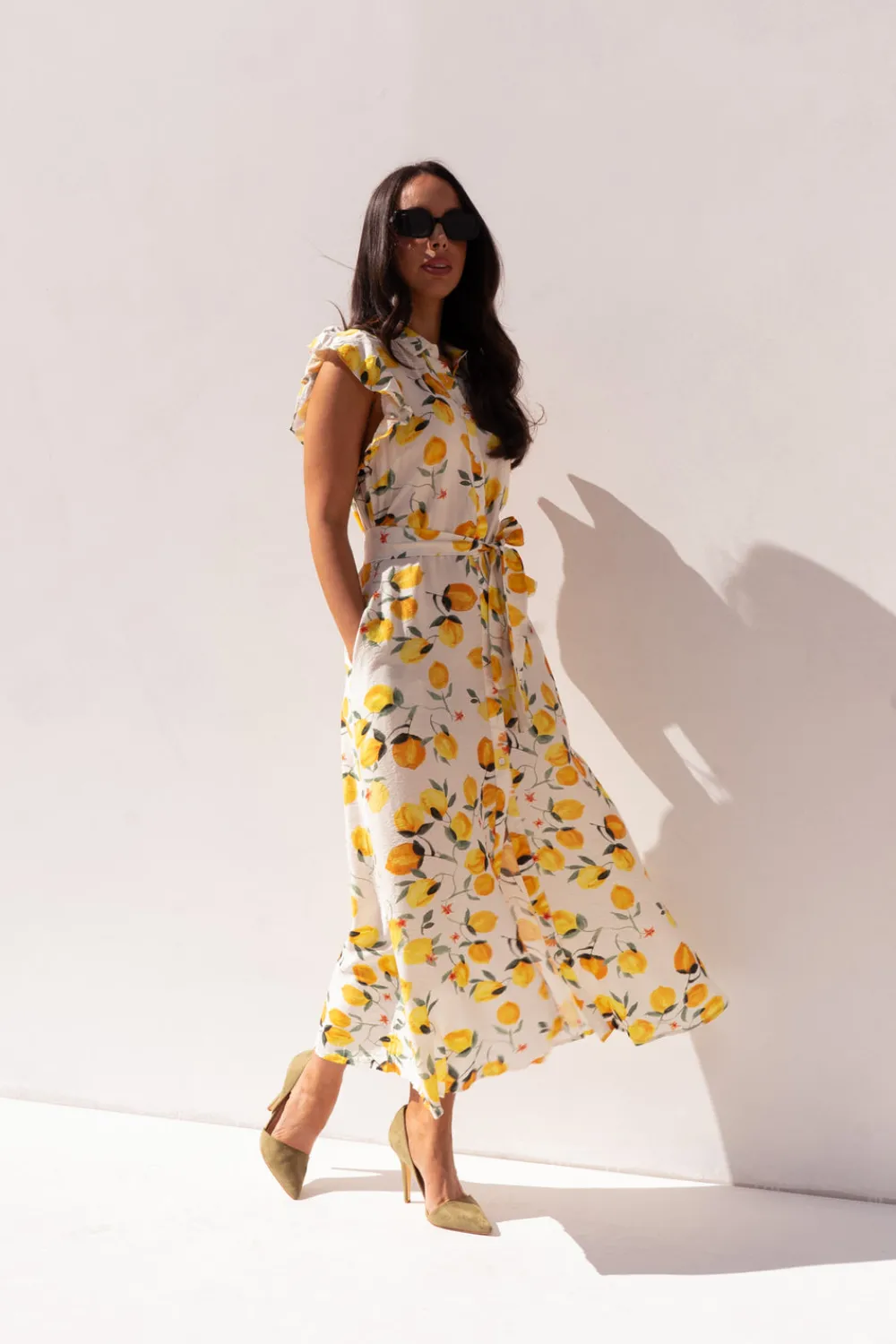 The Walk in Wardrobe Midi Dresses>Kendra Lemon Print Shirt Dress In White