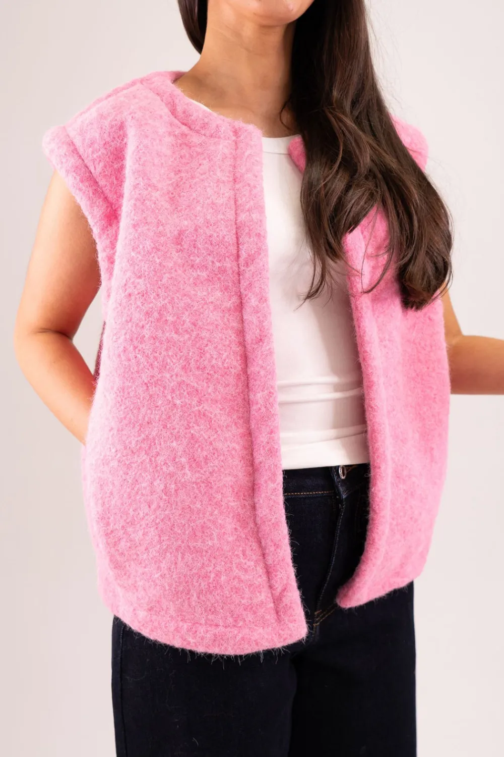 The Walk in Wardrobe Tops><noscript><img width=