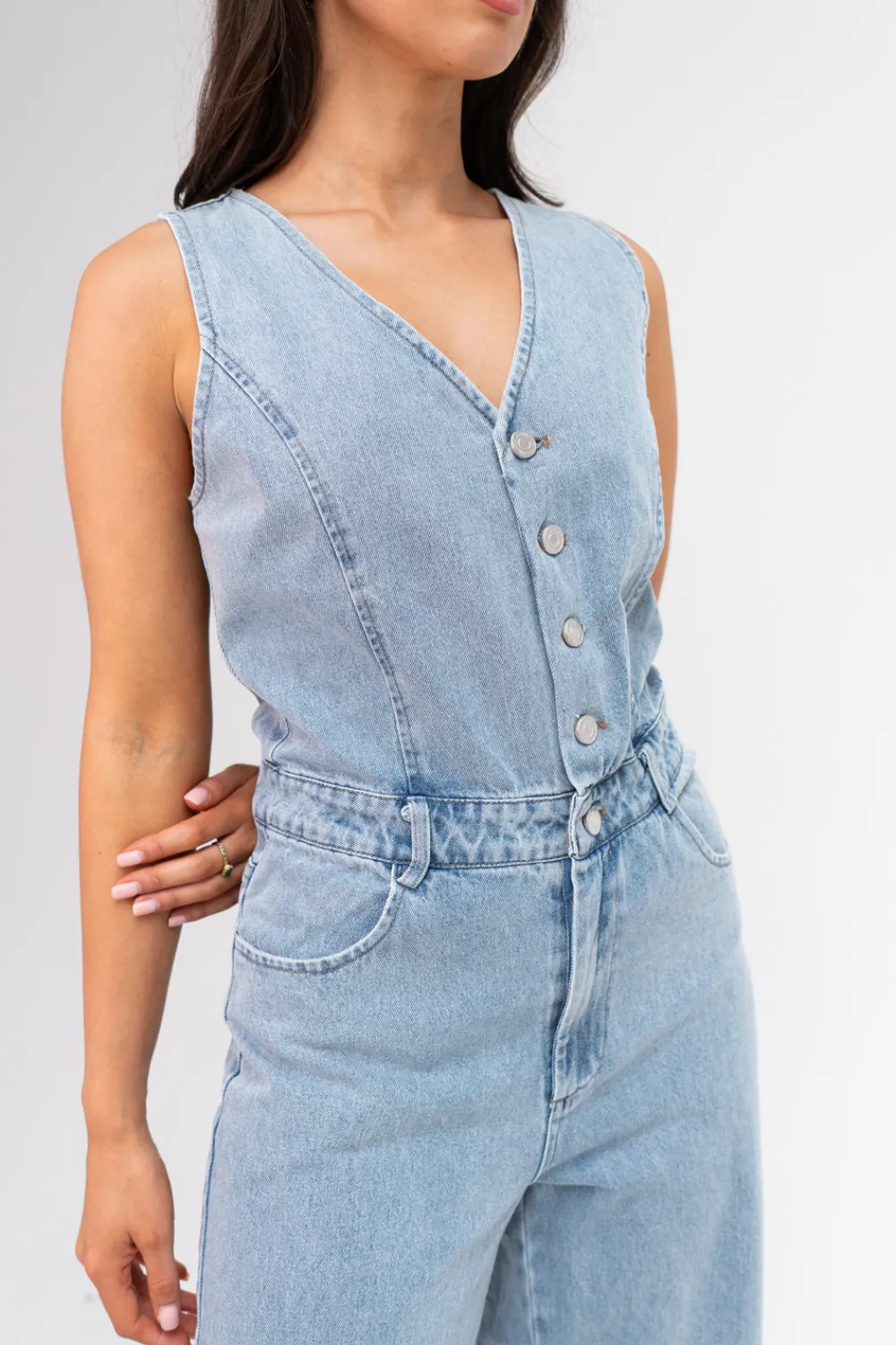 The Walk in Wardrobe Jumpsuits & Playsuits>Kendra V-Neck Denim Jumpsuit In Light Wash
