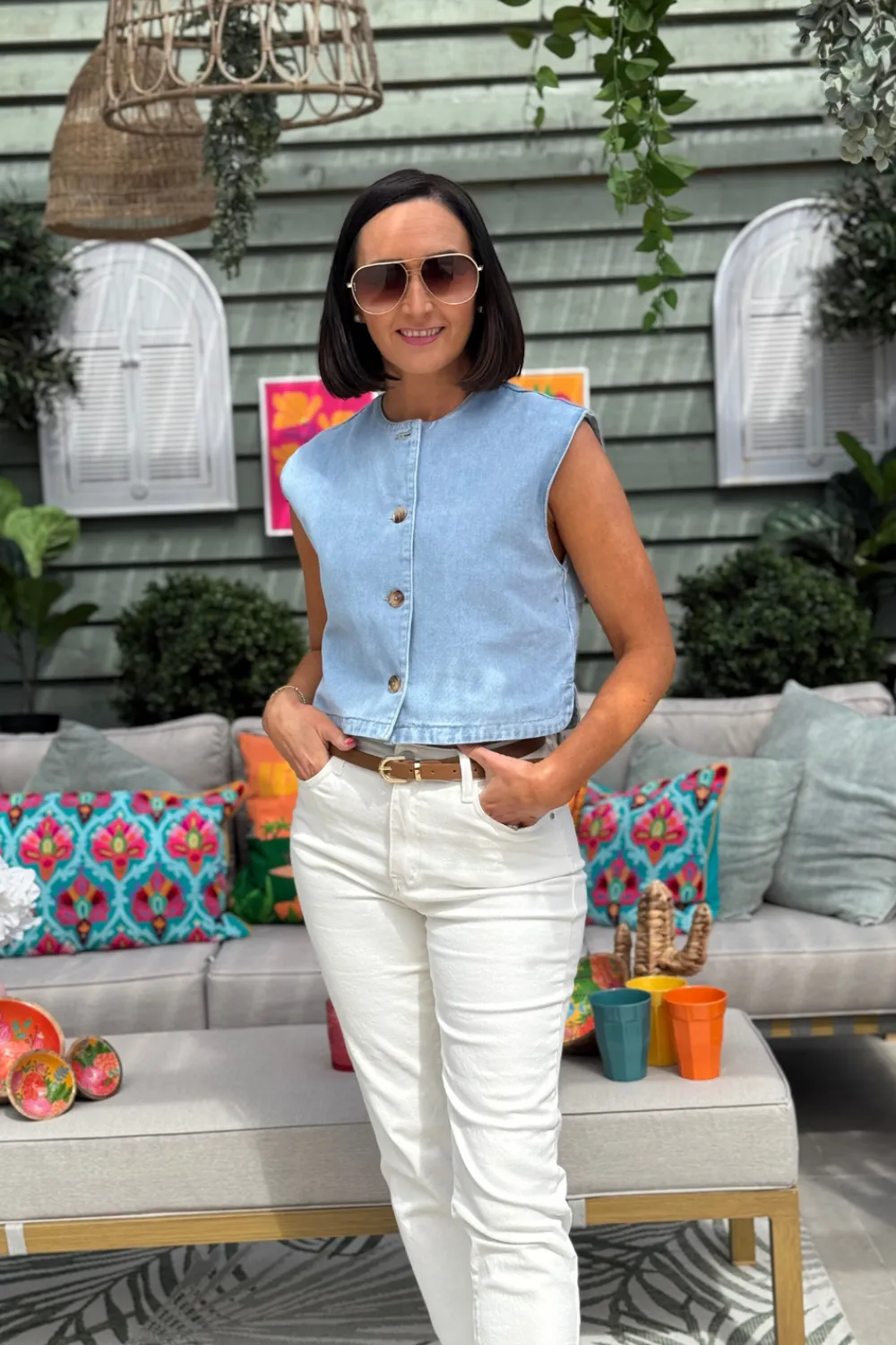 The Walk in Wardrobe Tops><noscript><img width=