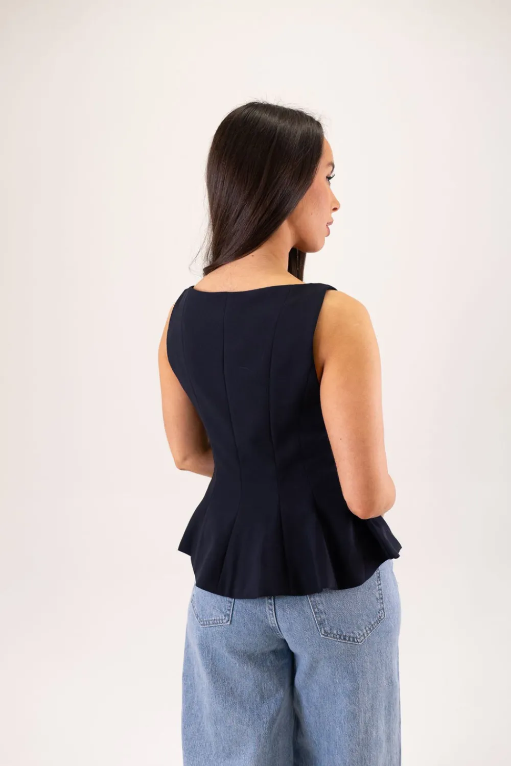 The Walk in Wardrobe Tops><noscript><img width=