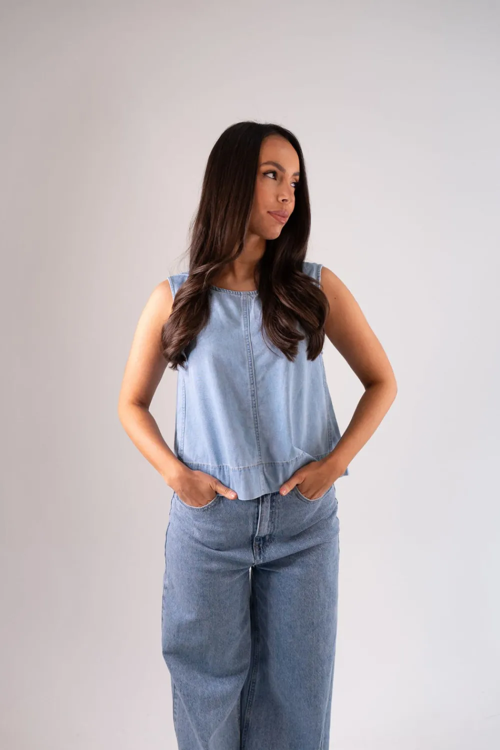 The Walk in Wardrobe Tops>Kiera Sleeveless Top In Denim