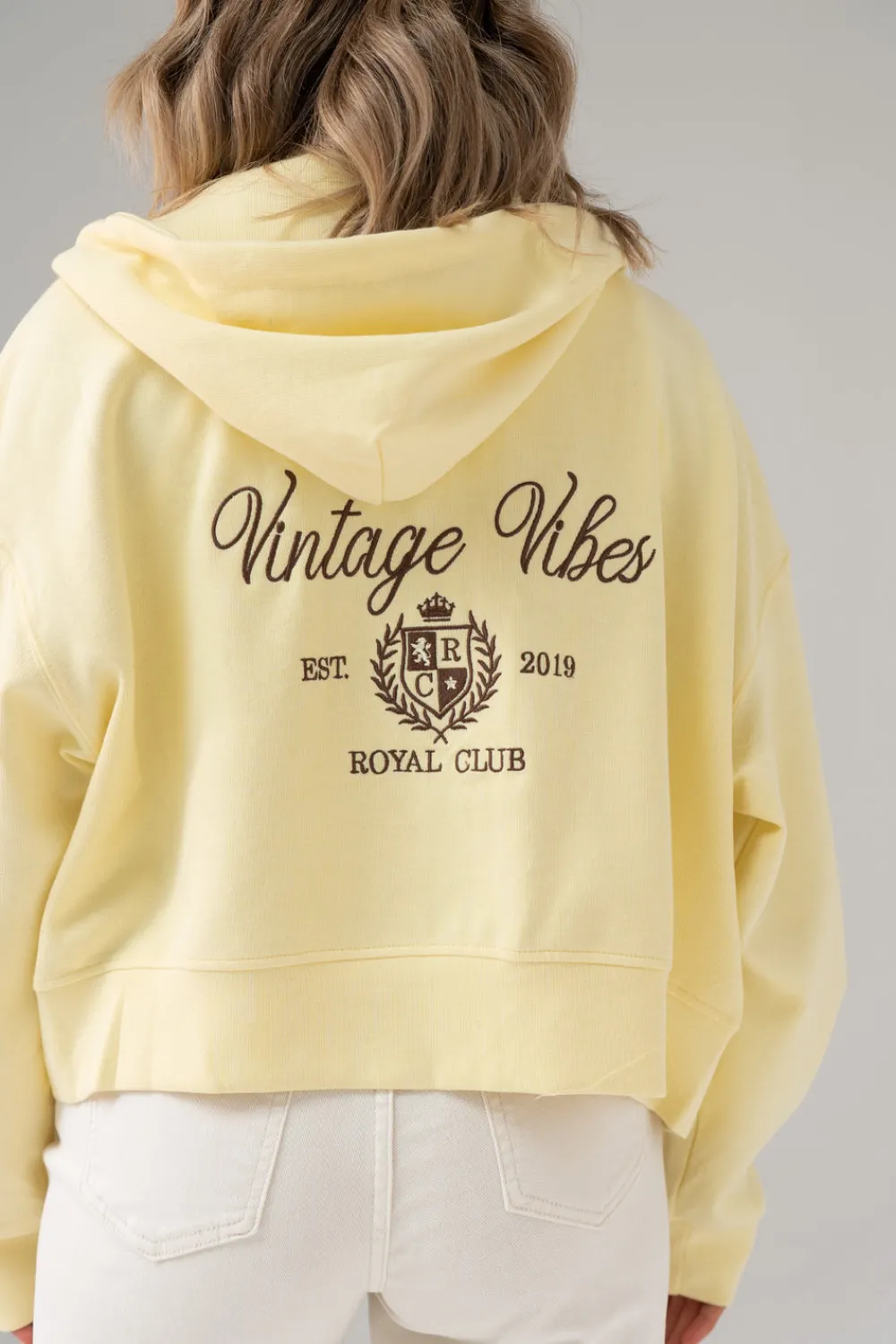 The Walk in Wardrobe Hoodies & Sweatshirts>Kiera Vintage Vibes Slogan Hoodie In Lemon