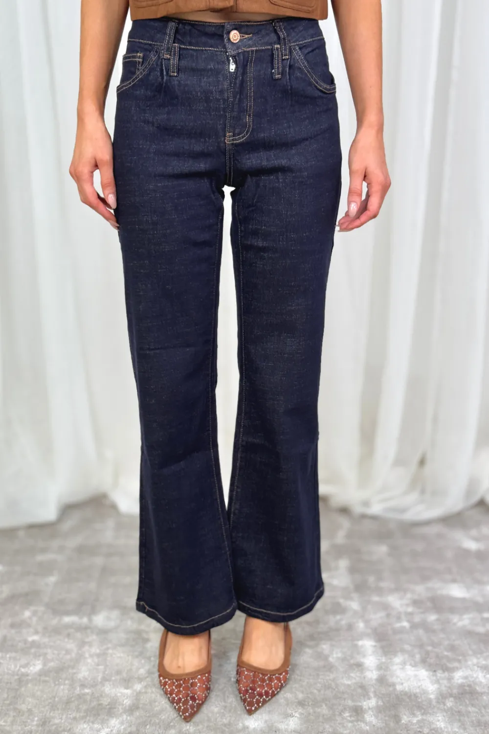 The Walk in Wardrobe Wide Leg Jeans>Kitty Pleat Front Wide Leg Jeans In Dark Wash