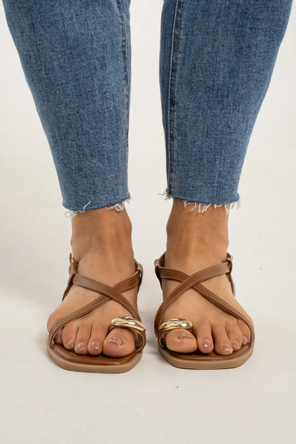 The Walk in Wardrobe Flats><noscript><img width=