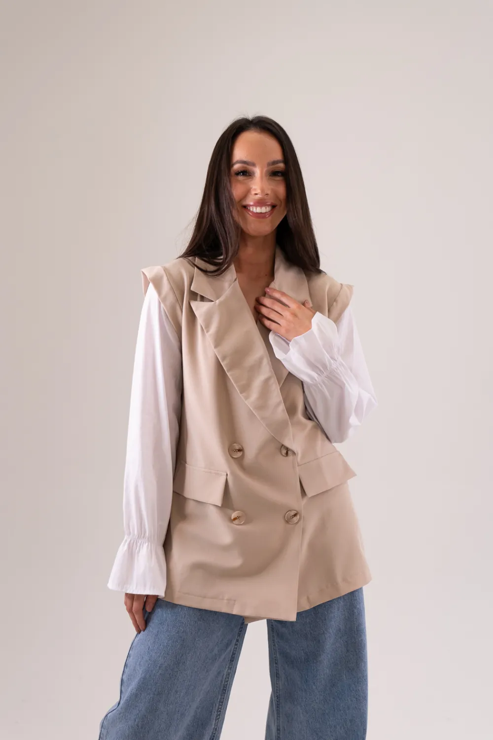 The Walk in Wardrobe Blazers>Leah Contrast Sleeve Blazer In Neutral