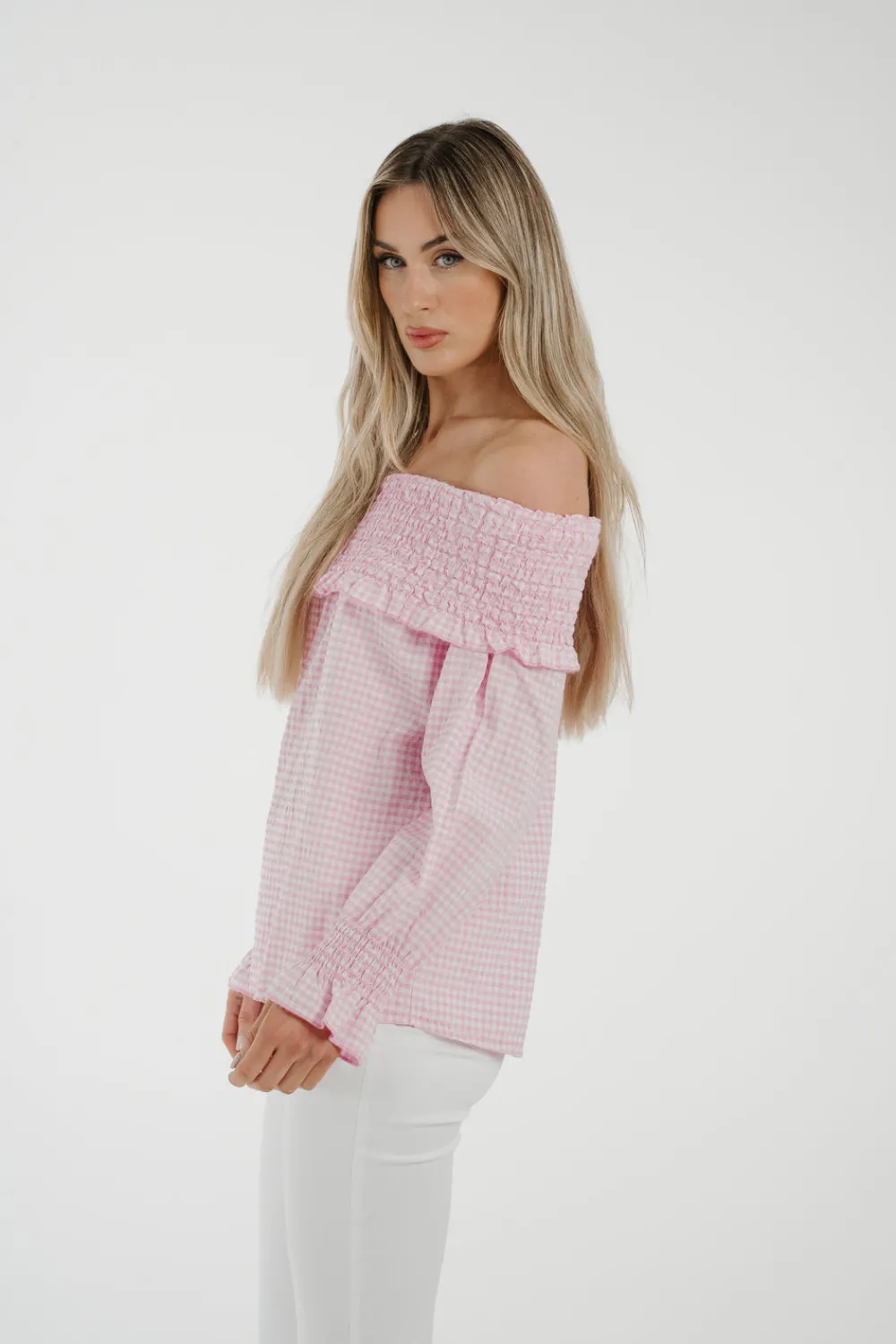 The Walk in Wardrobe Tops><noscript><img width=