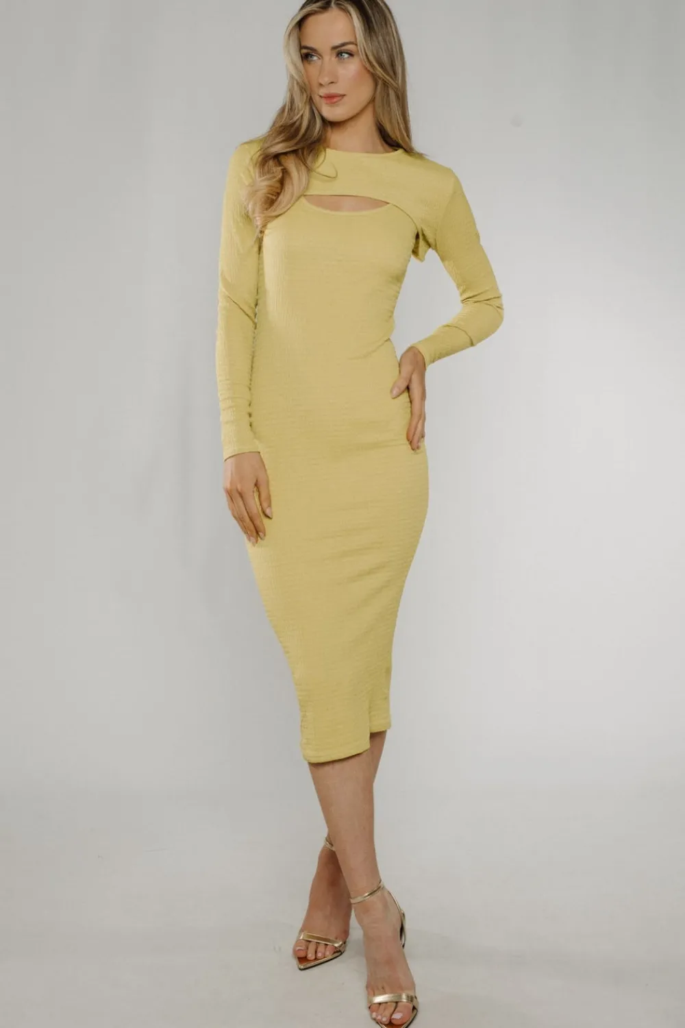 The Walk in Wardrobe Midi Dresses>Lexi Crepe Cut Out Dress In Lime