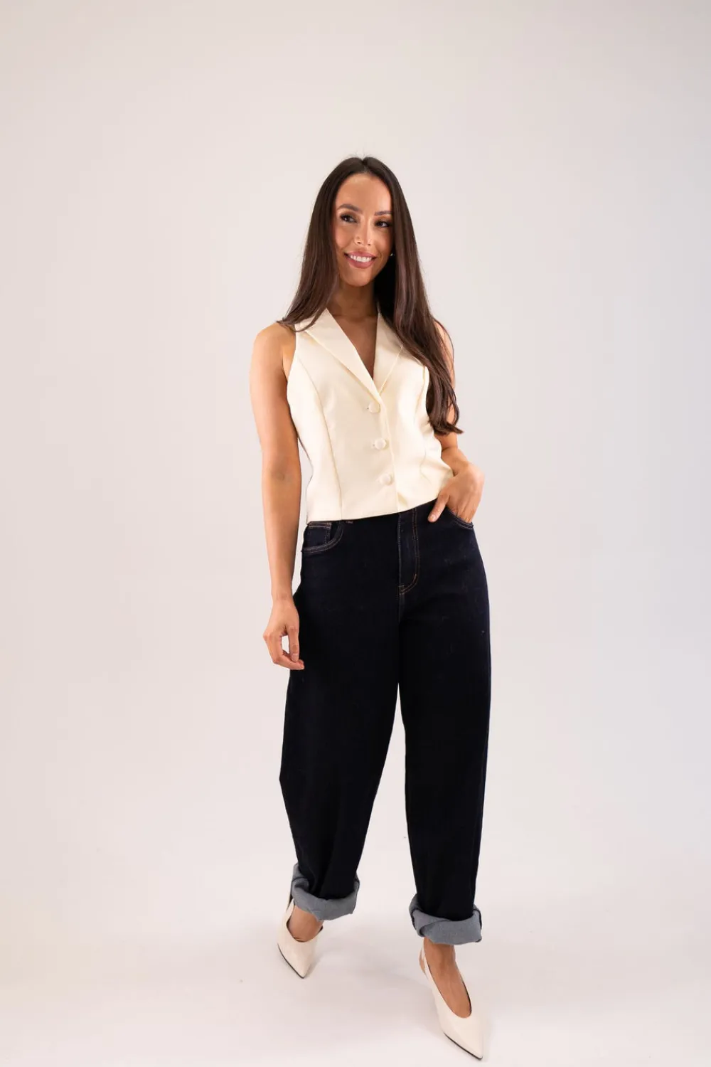 The Walk in Wardrobe Tops><noscript><img width=