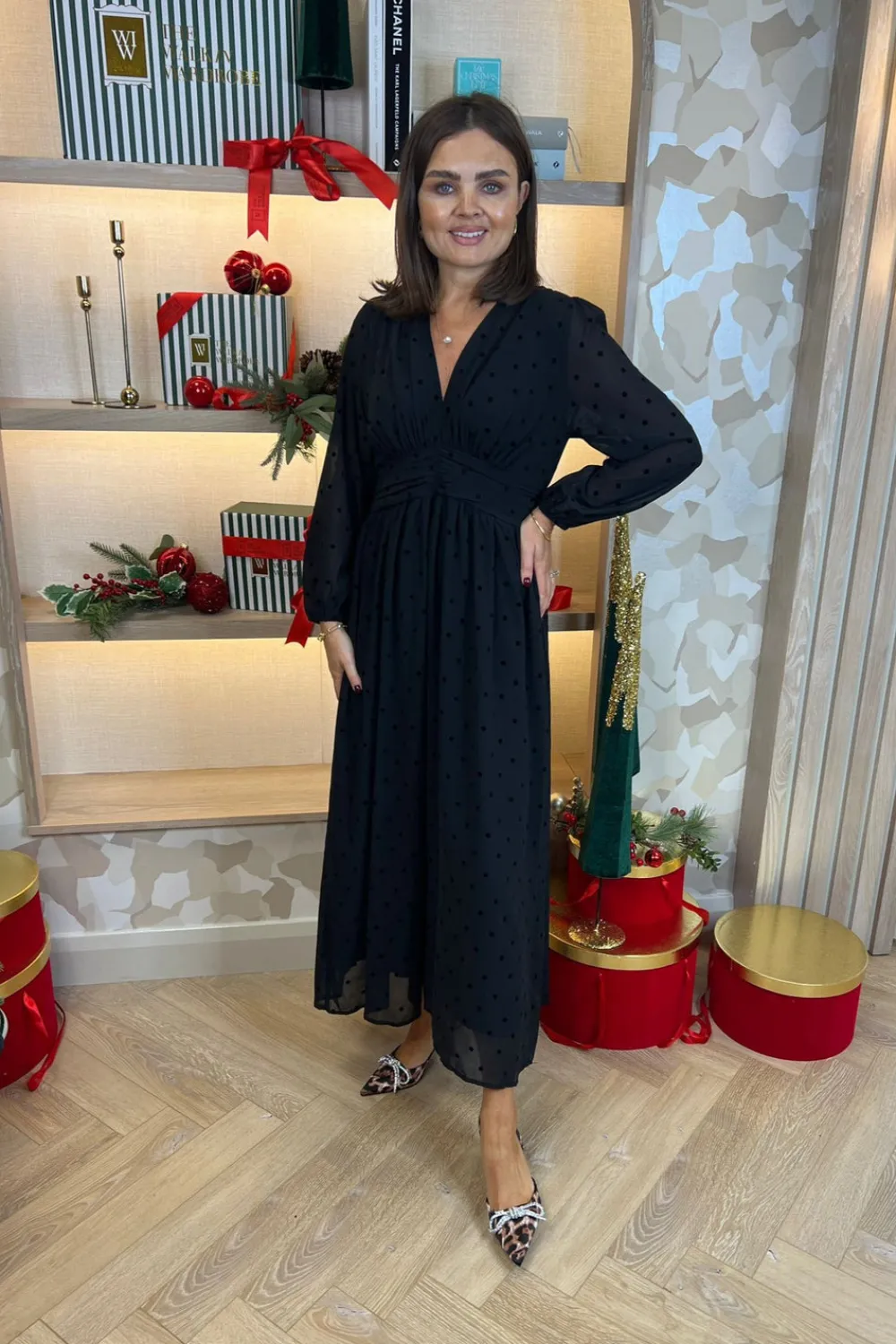 The Walk in Wardrobe Midi Dresses>Lily Polka Dot Dress In Black