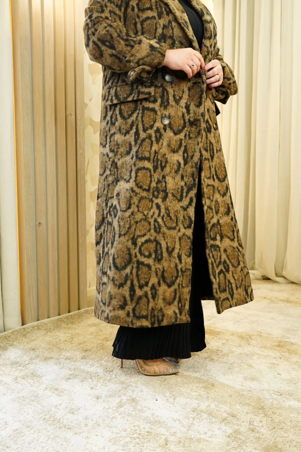 The Walk in Wardrobe Coats & Jackets><noscript><img width=