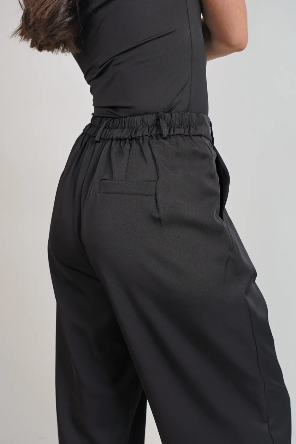 The Walk in Wardrobe Trousers><noscript><img width=