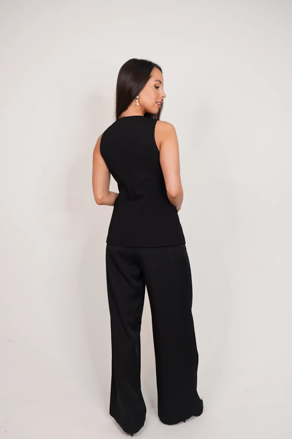 The Walk in Wardrobe Tops><noscript><img width=