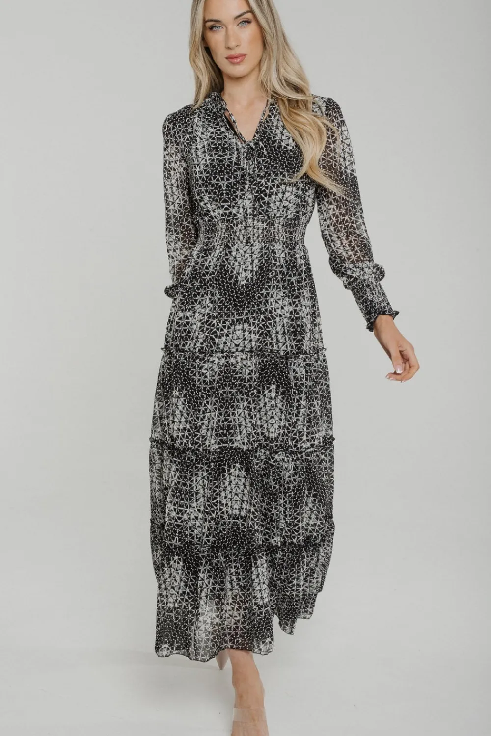 The Walk in Wardrobe Midi Dresses><noscript><img width=