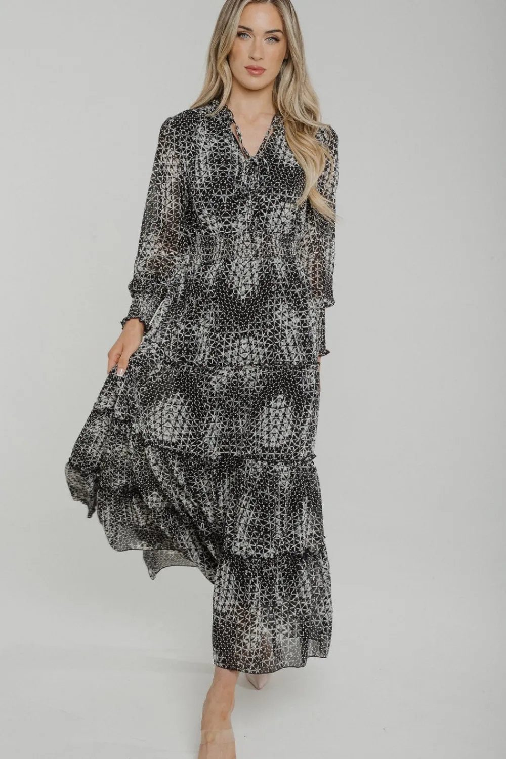 The Walk in Wardrobe Midi Dresses><noscript><img width=