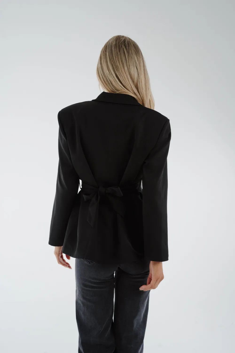 The Walk in Wardrobe Blazers><noscript><img width=