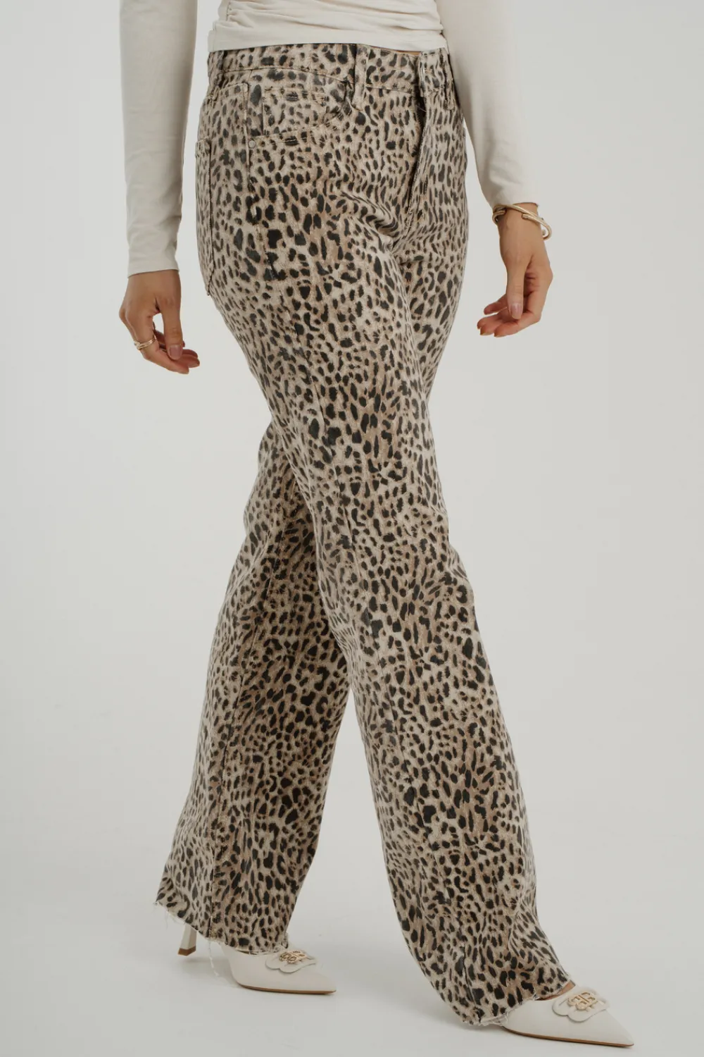 The Walk in Wardrobe Straight Leg>Lynne Frayed Hem Jeans In Leopard Print