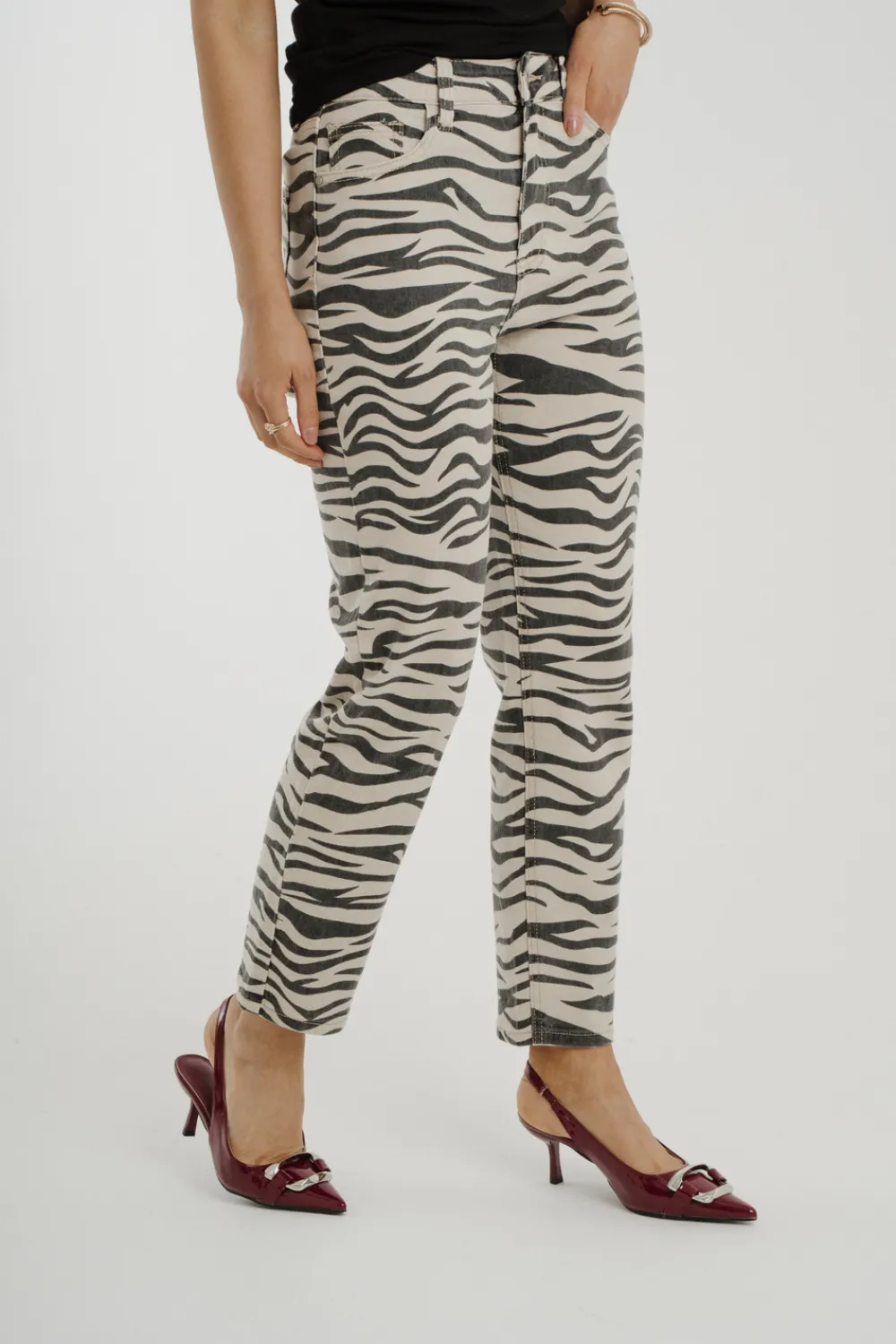 The Walk in Wardrobe Mom Jeans>Lynne Mom Jeans In Zebra Print