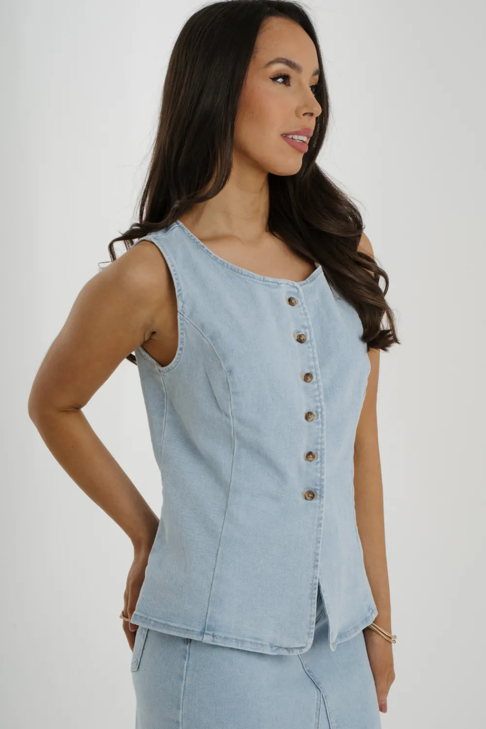 The Walk in Wardrobe Tops>Lynne Round Neck Waistcoat In Light Wash