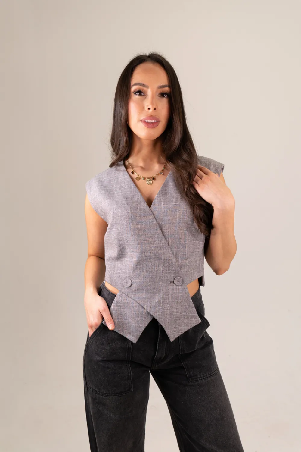 The Walk in Wardrobe Tops><noscript><img width=