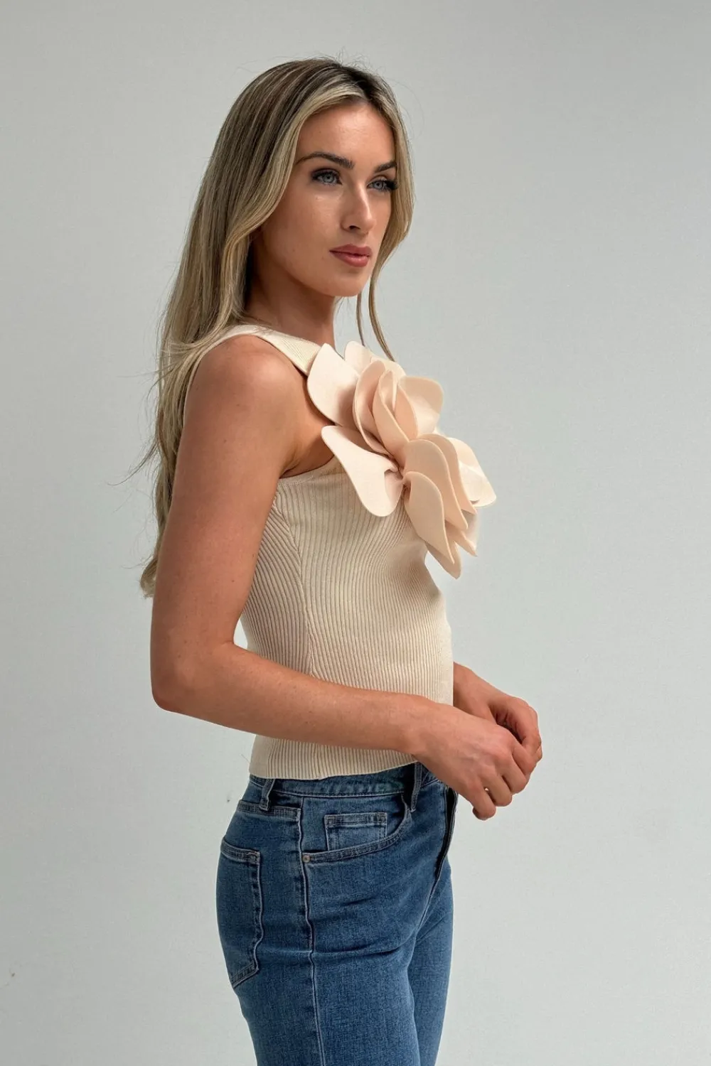 The Walk in Wardrobe Tops>Maria One Shoulder Flower Top In Neutral