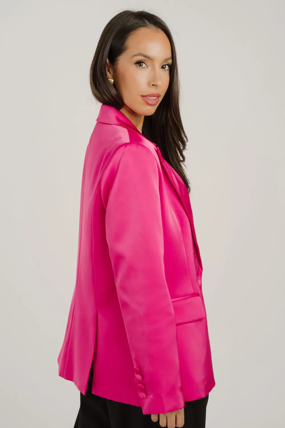 The Walk in Wardrobe Blazers>Maria Satin Blazer In Fuchsia