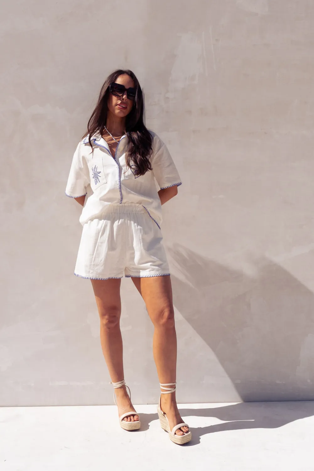 The Walk in Wardrobe Shirts>Megan Blue Trim Shirt In Off White