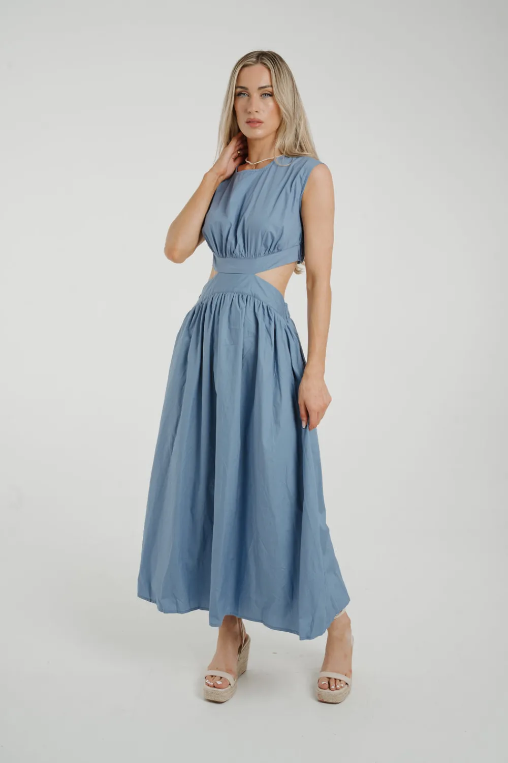 The Walk in Wardrobe Midi Dresses><noscript><img width=