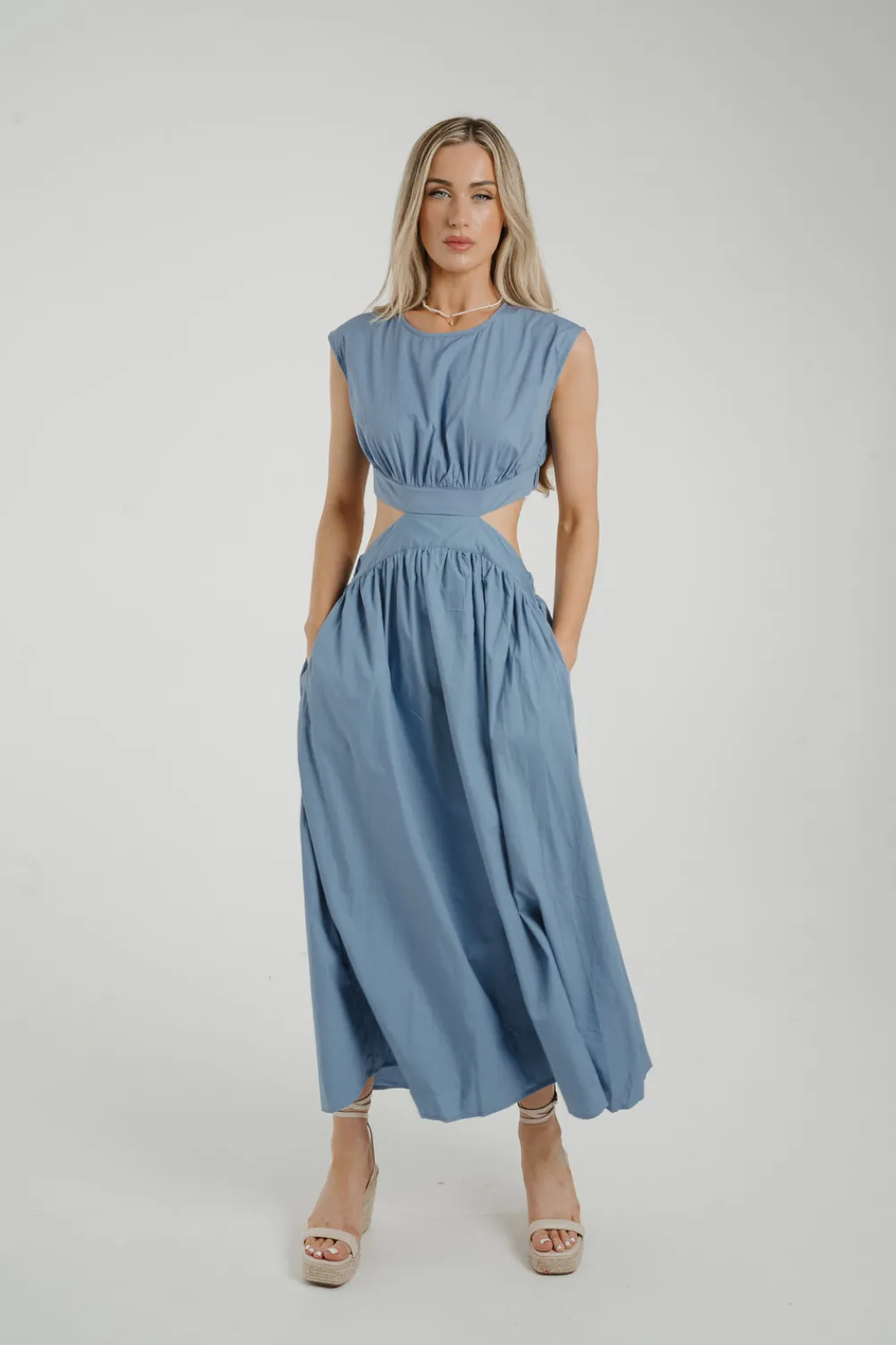 The Walk in Wardrobe Midi Dresses><noscript><img width=