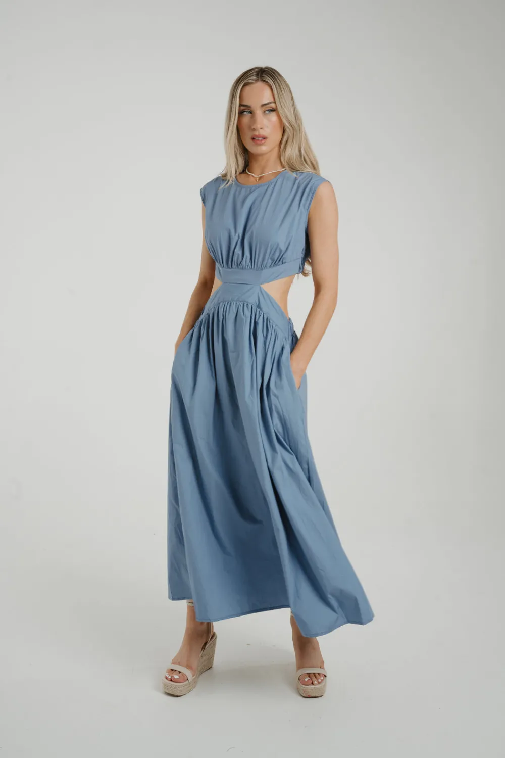 The Walk in Wardrobe Midi Dresses><noscript><img width=