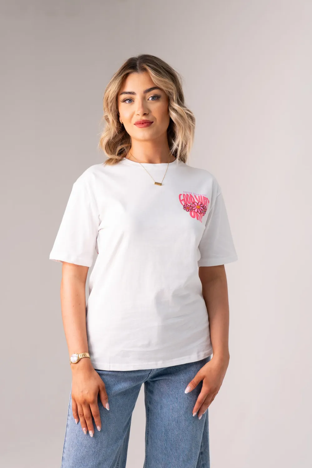 The Walk in Wardrobe T-Shirts|Tops>Millie Good Vibes T-Shirt In White