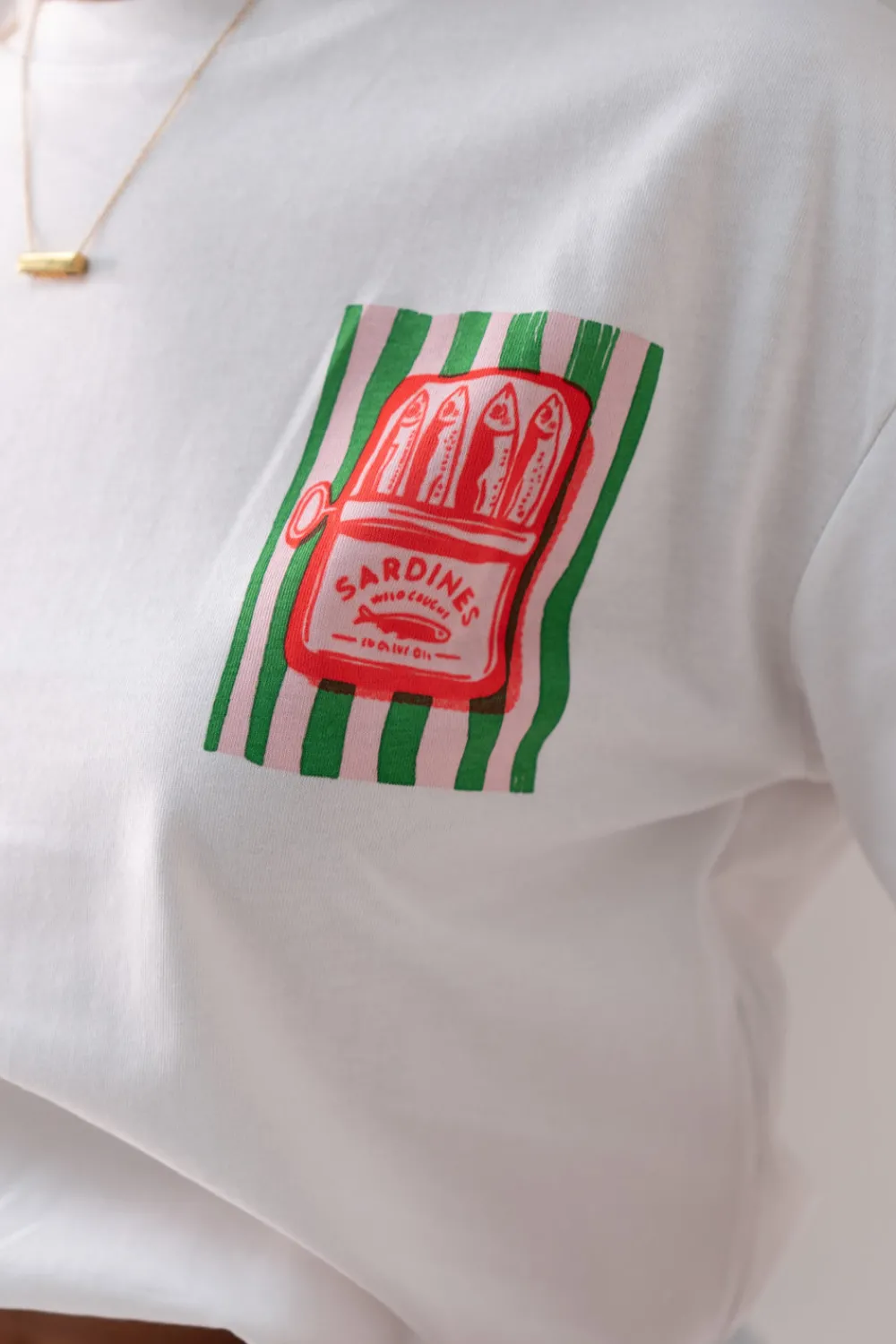 The Walk in Wardrobe Tops|T-Shirts>Millie Sardines Graphic T-Shirt In White