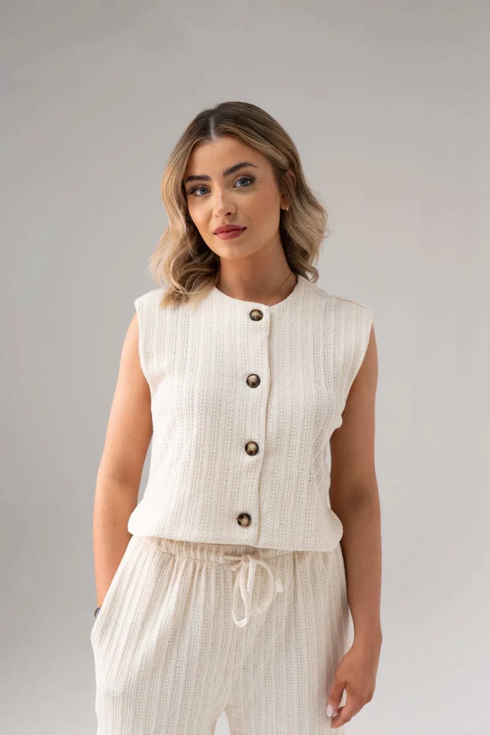 The Walk in Wardrobe Knitwear|Jumpers & Cardigans>Millie Sleeveless Cardigan In Neutral