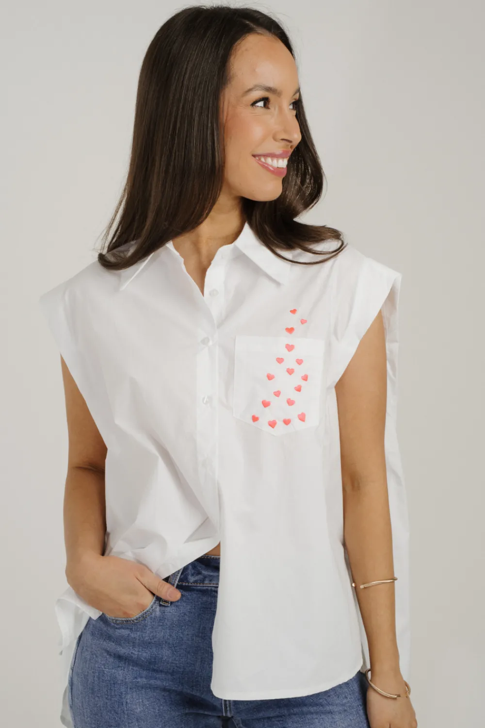The Walk in Wardrobe Shirts>Millie Sleeveless Shirt In White