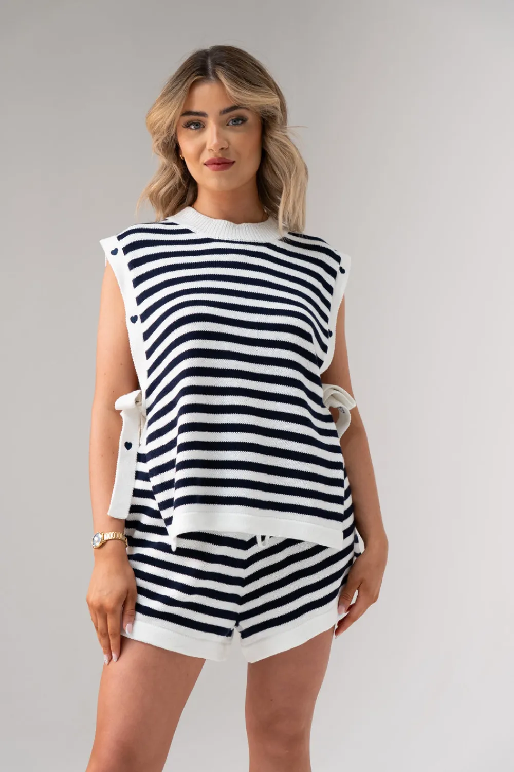 The Walk in Wardrobe Knitwear|Shorts><noscript><img width=