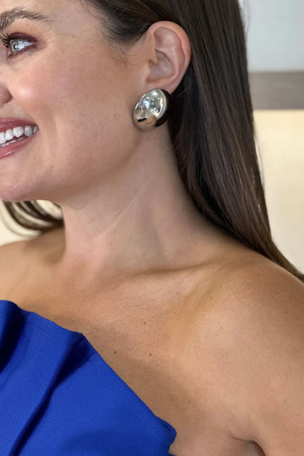 The Walk in Wardrobe Jewellery>Mona Oval Earrings In Silver