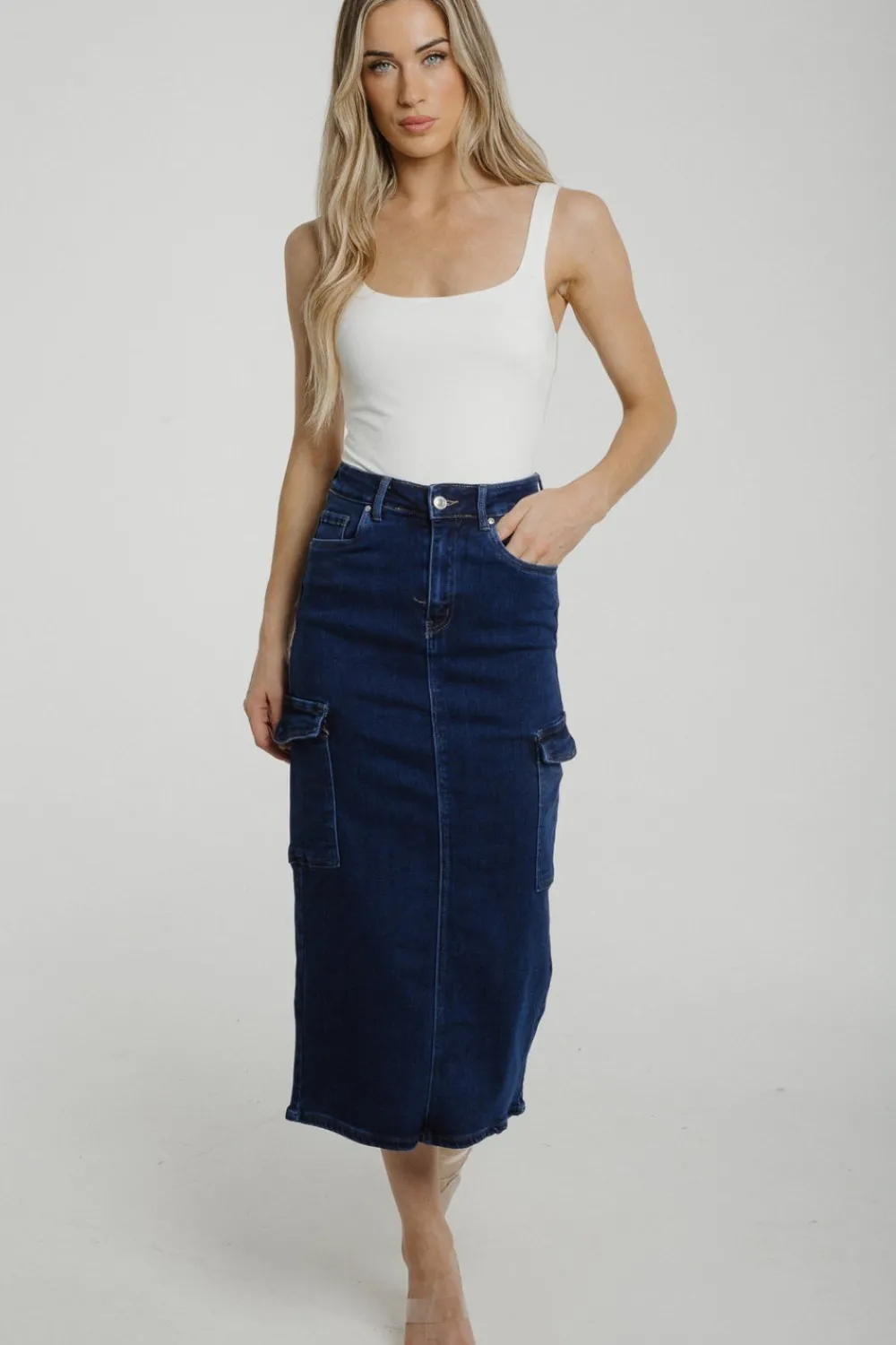 The Walk in Wardrobe Skirts & Skorts>Nancy Cargo Skirt In Dark Wash