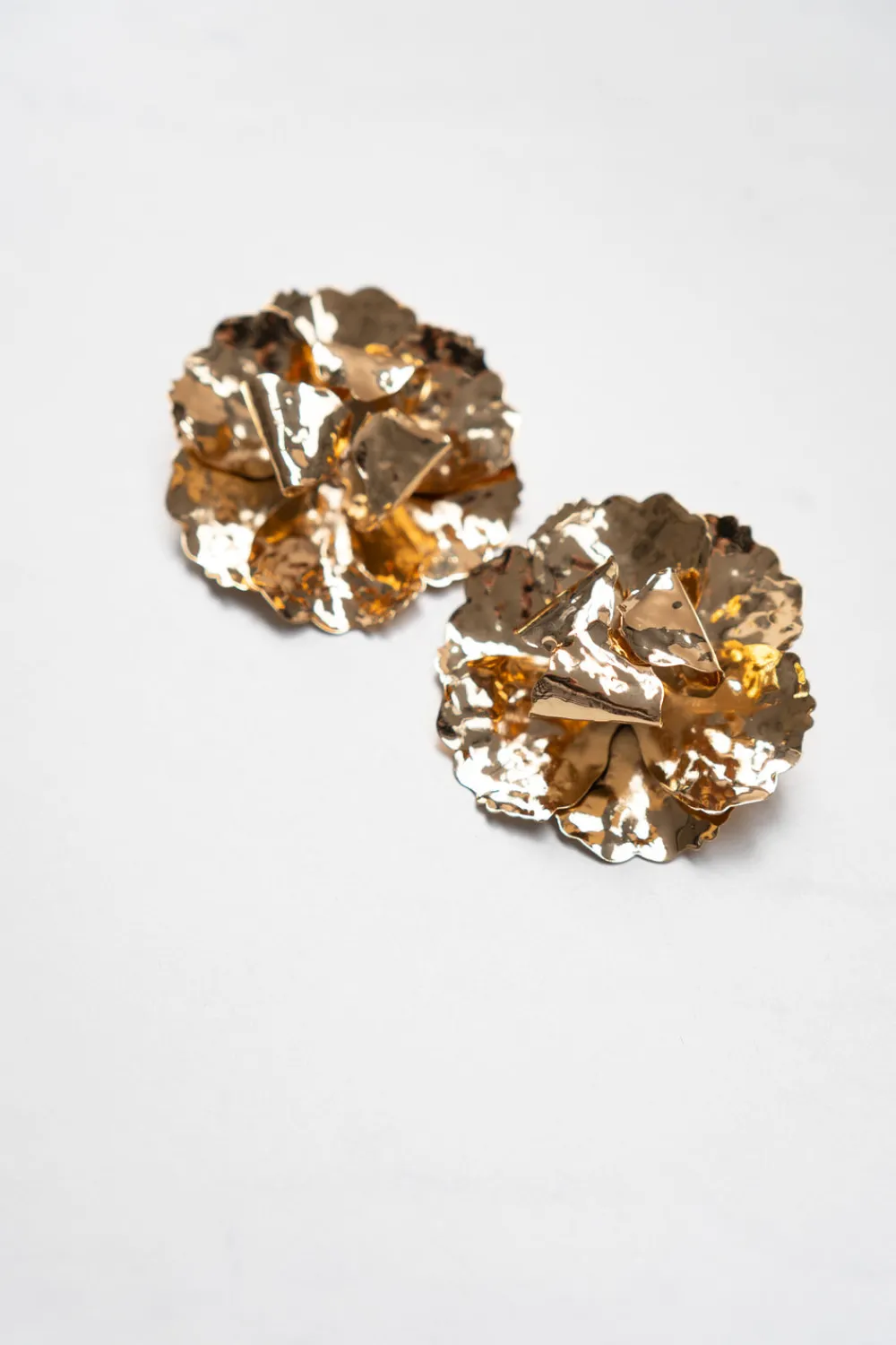 The Walk in Wardrobe Jewellery>Olive Cluster Earring In Gold