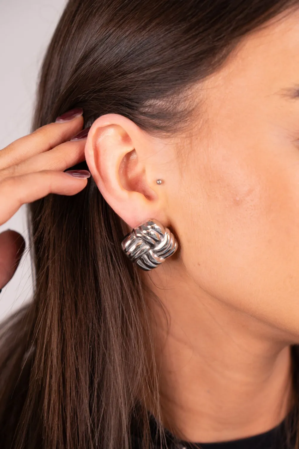 The Walk in Wardrobe Jewellery>Olive Quartered Earrings In Chocolate