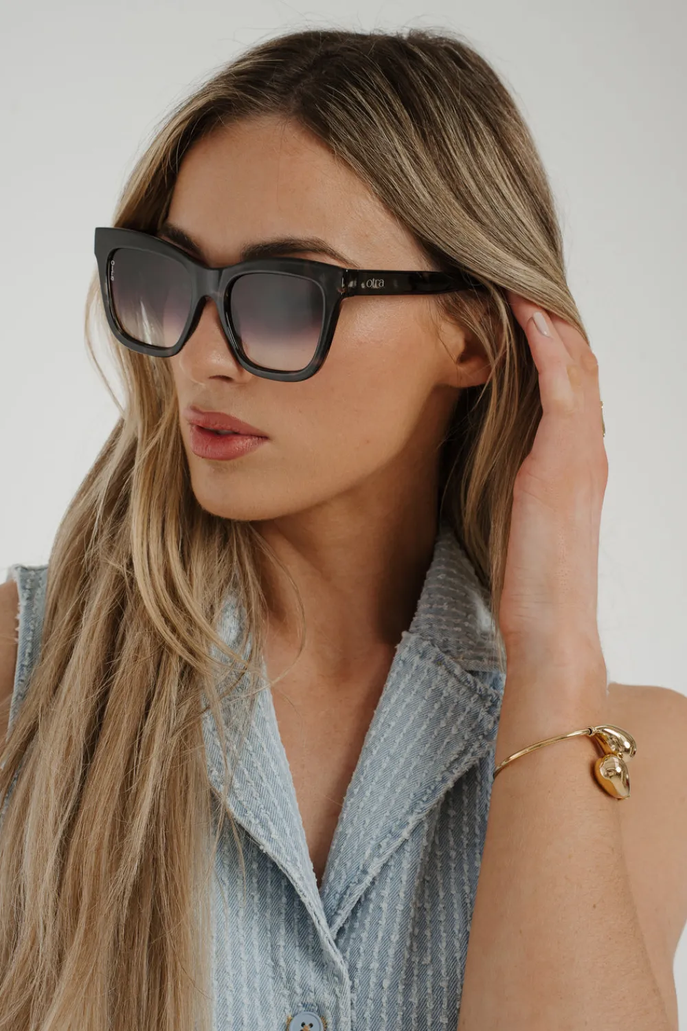 The Walk in Wardrobe Sunglasses><noscript><img width=