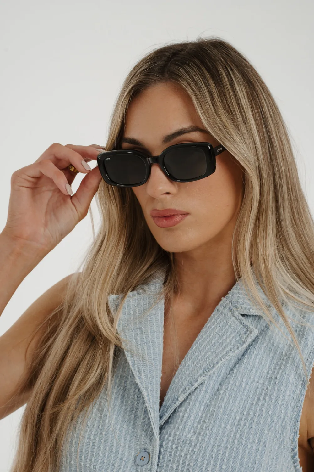 The Walk in Wardrobe Sunglasses><noscript><img width=